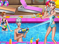 Anna si Elsa Petrecere la Piscina