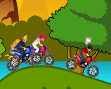 Beyblade Curse cu Motociclete