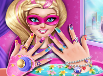 Manichiura Pentru Super Barbie
