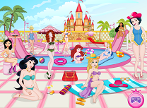 Printesele Disney la Piscina