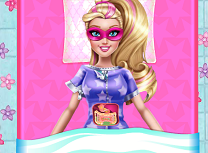 Super Barbie Probleme la Stomac