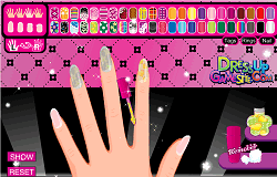 Draculaura Manichiura