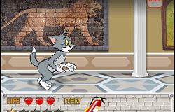 Tom Aventura la Muzeu