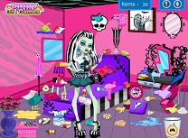 Fata Fashion Curatenie in Camera